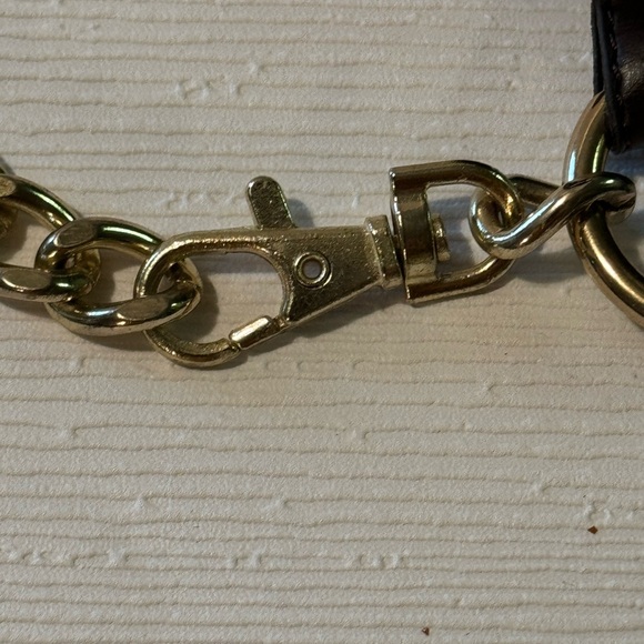 🤎Michael Kors chain belt with quilted bag/crossbody - Picture 7 of 7